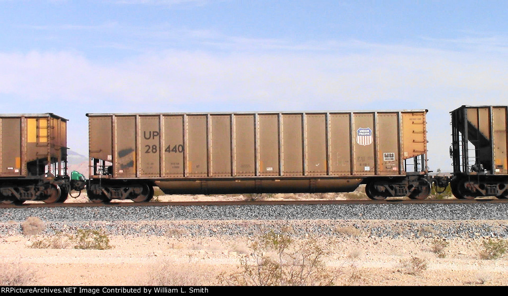 EB Unit Empty Open Hopper Frt at Erie NV -91